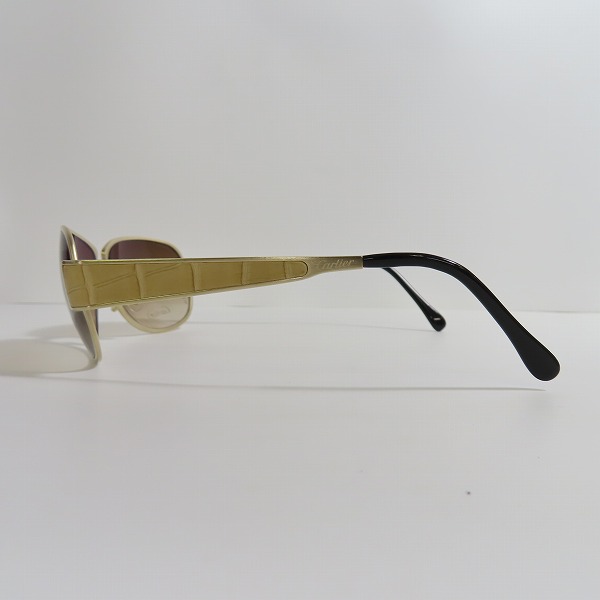 実際に弊社で買取させて頂いたCartier/カルティエ サングラス ゴールド×型押しの画像 2枚目