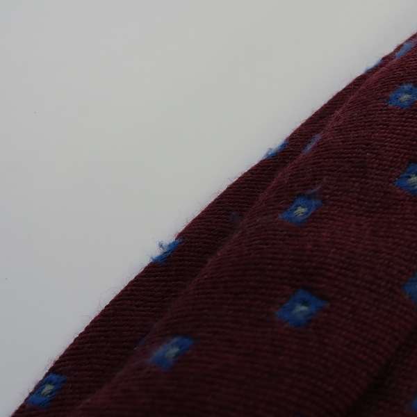 実際に弊社で買取させて頂いたBURBERY/バーバリー BARNEYS NEWYORK/バーニーズニューヨーク 他 ネクタイ 4点セットの画像 6枚目