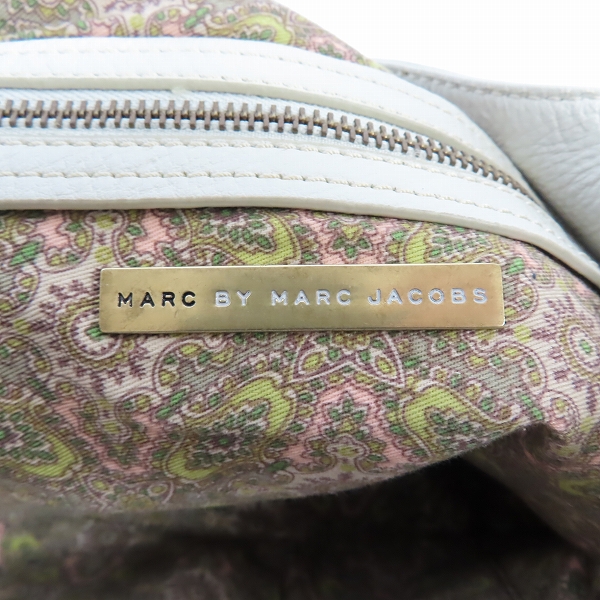 実際に弊社で買取させて頂いたMARC BY MARC JACOBS/マークバイマークジェイコブス レザーハンドバッグ ホワイトの画像 3枚目