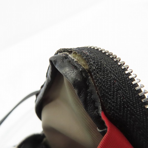 実際に弊社で買取させて頂いたGIVENCHY/ジバンシイ 三角 ポーチ コインケース の画像 8枚目