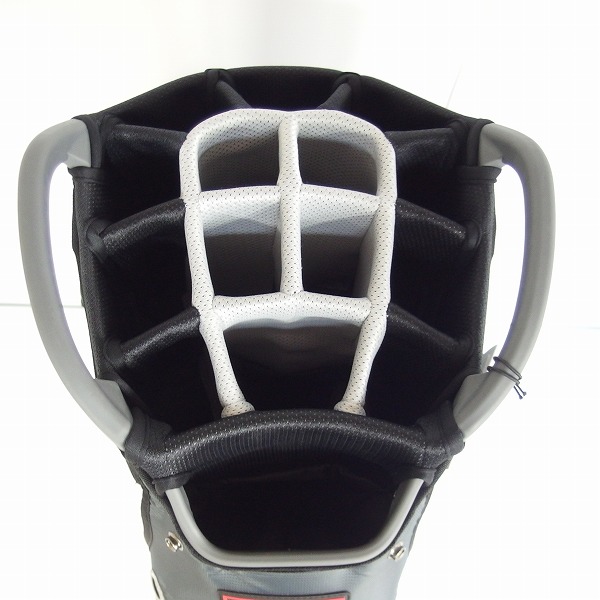 実際に弊社で買取させて頂いた【未使用】Titleist/タイトリスト カート15 TB20CT8 キャディバッグ 10型 47インチ対応 チャコール×グレーの画像 4枚目