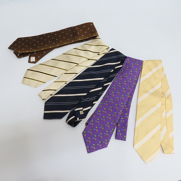 実際に弊社で買取させて頂いた【おまとめ】FRANCO MINUCCI/BARNEYS NEW YORK/dunhill 等 ネクタイの画像 4枚目