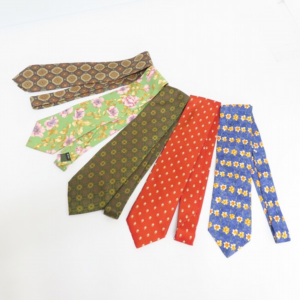実際に弊社で買取させて頂いた【おまとめ】FRANCO MINUCCI/BARNEYS NEW YORK/dunhill 等 ネクタイの画像 2枚目
