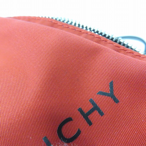 実際に弊社で買取させて頂いたGIVENCHY/ジバンシイ 三角 ポーチ コインケース の画像 7枚目