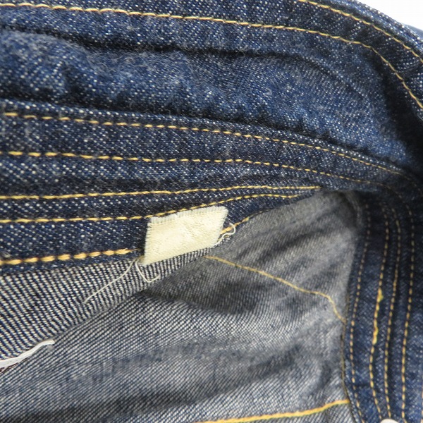 実際に弊社で買取させて頂いたTHE FLAT HEAD/フラットヘッド 半袖 デニムシャツ 75139 /42の画像 5枚目