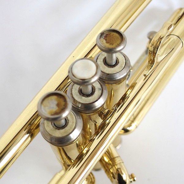 実際に弊社で買取させて頂いたMaxtone/マックストーン TT-104 トランペット ゴールド ハードケース付の画像 4枚目