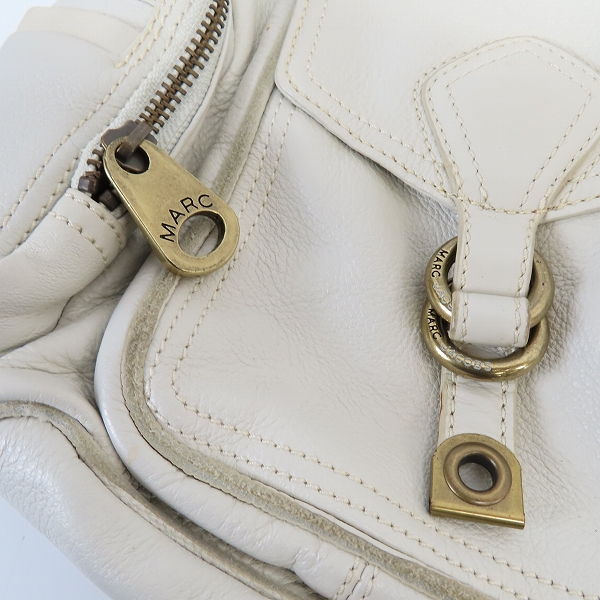 実際に弊社で買取させて頂いたMARC BY MARC JACOBS/マークバイマークジェイコブス レザーハンドバッグ ホワイトの画像 6枚目