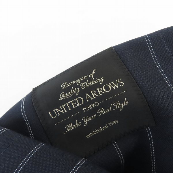 実際に弊社で買取させて頂いた【未使用】UNITED ARROWS/ユナイテッドアローズ ダブルストライプ 3B コンフォート スーツ セットアップ 1123-259-5240/42の画像 2枚目
