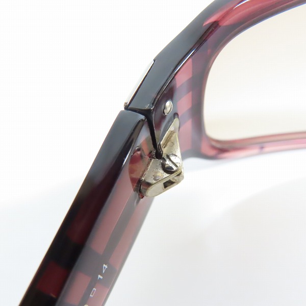 実際に弊社で買取させて頂いたBURBERRY by SAFILO/バーバリー サングラス/アイウェア B 8439/S の画像 5枚目