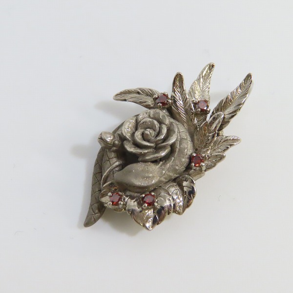 実際に弊社で買取させて頂いたBloody Mary/ブラッディマリー フラワー/スネーク モチーフ ストーンセット K18WG ペンダント