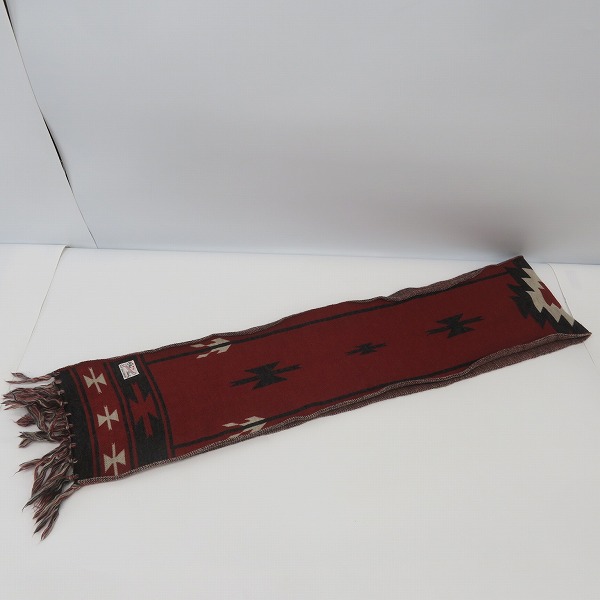 実際に弊社で買取させて頂いたTHE FLAT HEAD/フラットヘッド ネイティブ柄 フリンジ マフラー レッドの画像 4枚目