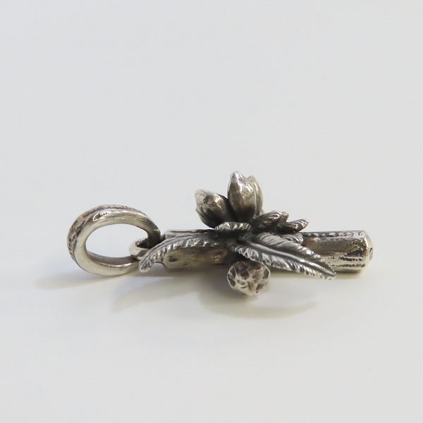 実際に弊社で買取させて頂いたBloody Mary/ブラッディマリー フェザー/クロスデザイン ペンダントの画像 4枚目