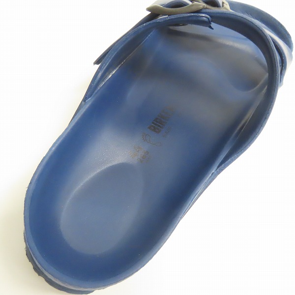 実際に弊社で買取させて頂いたBIRKENSTOCK/ビルケンシュトック ARIZONA EVA/アリゾナ ナロー&レギュラー サンダル ネイビー/28.5の画像 4枚目