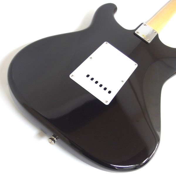 実際に弊社で買取させて頂いた★Bacchus/バッカス Universe Serie BST-1R BLK ストラトキャスターType エレキギター ソフトケース付の画像 7枚目