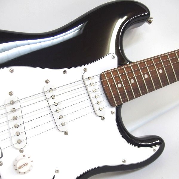 実際に弊社で買取させて頂いた★Bacchus/バッカス Universe Serie BST-1R BLK ストラトキャスターType エレキギター ソフトケース付の画像 5枚目