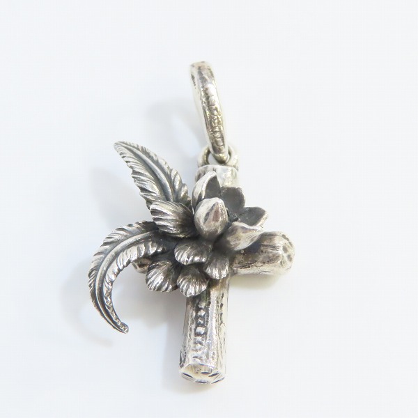 実際に弊社で買取させて頂いたBloody Mary/ブラッディマリー フェザー/クロスデザイン ペンダントの画像 1枚目