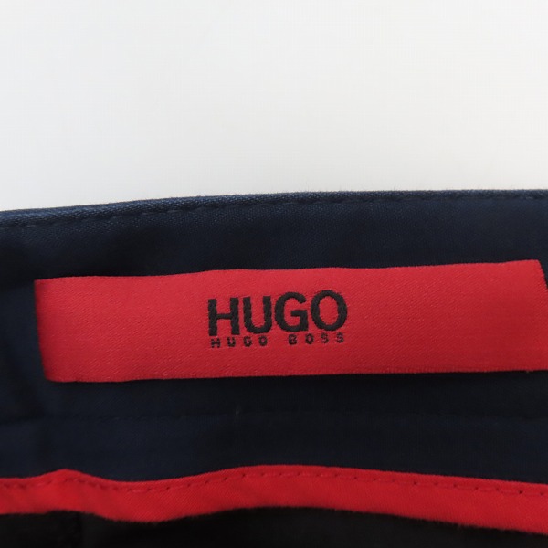 実際に弊社で買取させて頂いたHUGO BOSS/ヒューゴボス エクストラ スリム フィット コットン ブレンド パンツ ウィズ ジッパー レッグ 50387567/34Rの画像 2枚目