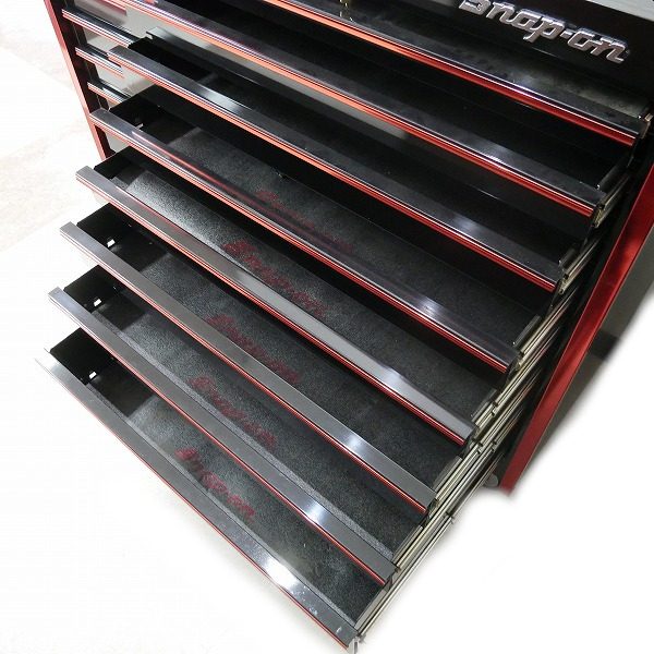 実際に弊社で買取させて頂いたSnap-on/スナップオン WORLD CLASS/ワールドクラス ワイドキャビネット/ツールキャビネット/ロールキャブ/工具箱 8段の画像 1枚目