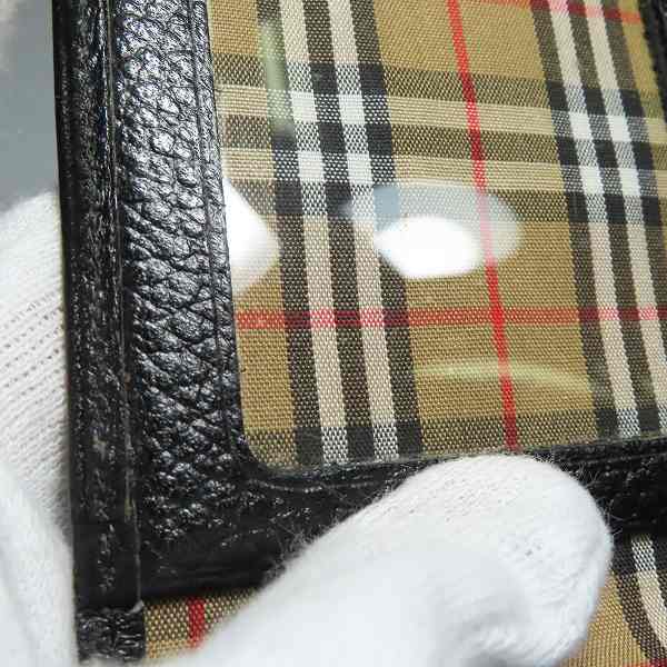 実際に弊社で買取させて頂いたBurberrys/バーバリーズ レザー 二つ折り カードケース/パスケースの画像 7枚目