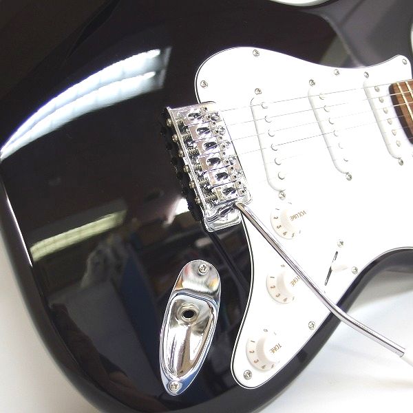 実際に弊社で買取させて頂いた★Bacchus/バッカス Universe Serie BST-1R BLK ストラトキャスターType エレキギター ソフトケース付の画像 6枚目