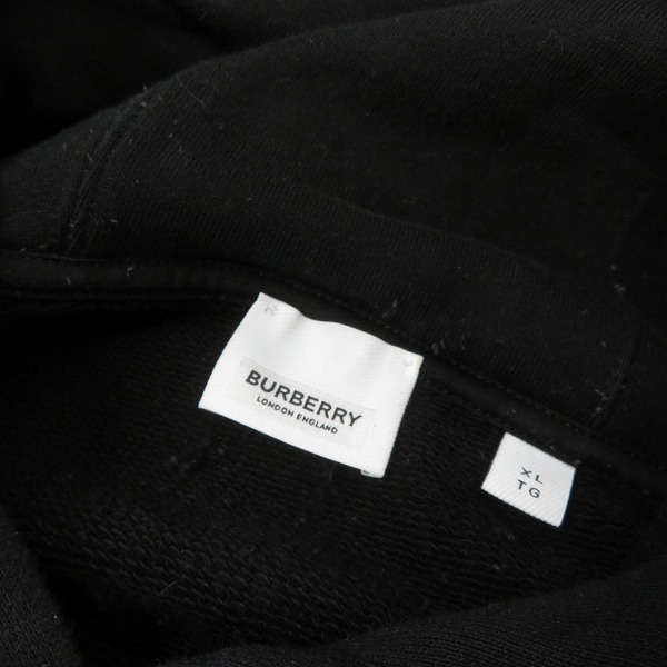 実際に弊社で買取させて頂いたBURBERRY/バーバリー アーム レターグラフィックロゴ プルオーバー パーカー/フーディー ブラック 8042699/XLの画像 8枚目