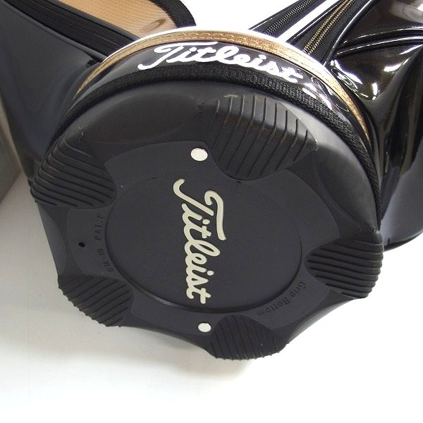 実際に弊社で買取させて頂いた【未使用/フード無し】Titleist/タイトリスト CB5V1 Pro V1 9.5型キャディバッグ 限定モデル ブラックｘゴールドの画像 7枚目