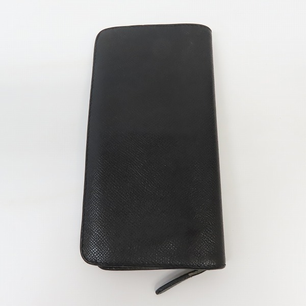 実際に弊社で買取させて頂いたBURBERRY/バーバリー レザー 二つ折り 長財布/ウォレット