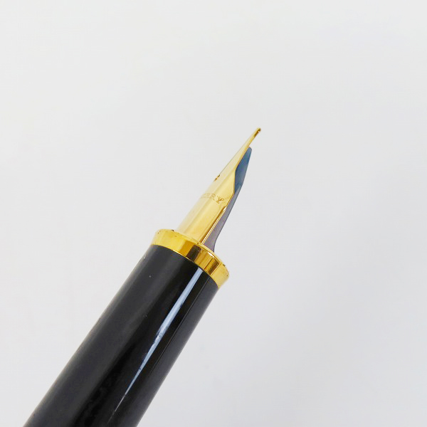 実際に弊社で買取させて頂いたBURBERRY/バーバリー 万年筆 Fの画像 3枚目