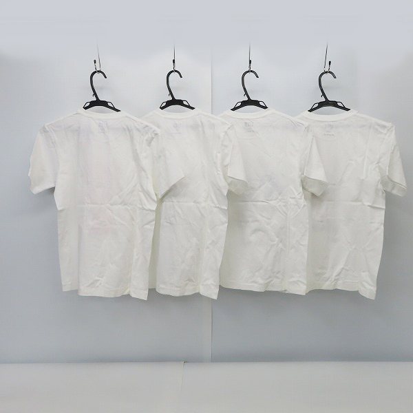 実際に弊社で買取させて頂いた(1)【未使用】UT×KAWS/ユーティー×カウズ Tシャツ 4点セットの画像 1枚目