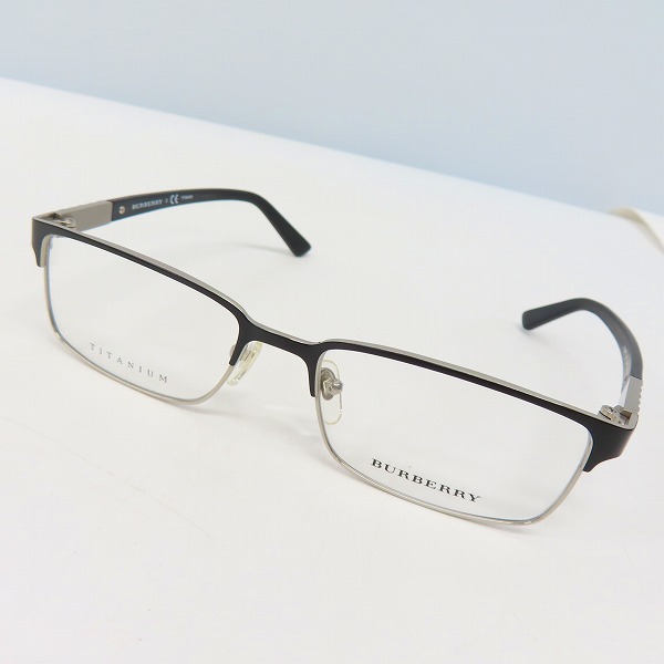 実際に弊社で買取させて頂いたBURBERRY/バーバリー フルリム メガネフレーム/アイウェア 1296TD