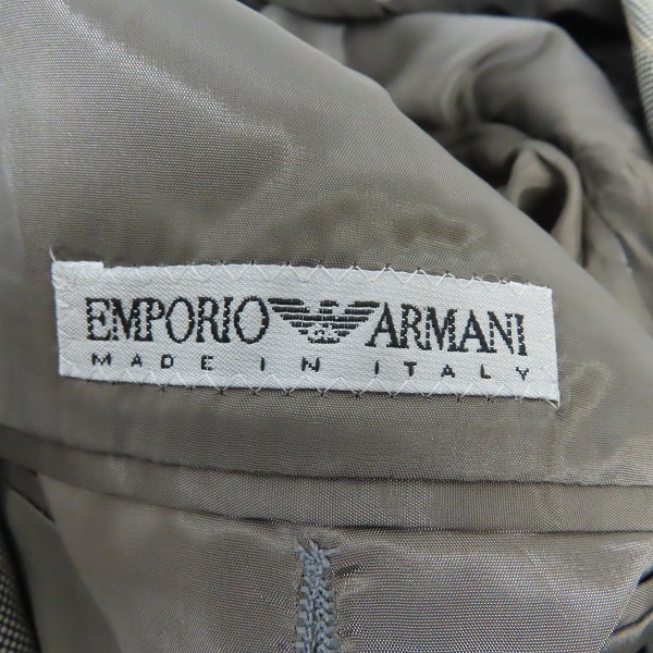 実際に弊社で買取させて頂いた【未使用】GIORGIO ARMANI/ジョルジオアルマーニ 3B サマージャケット E1G1400 46の画像 2枚目