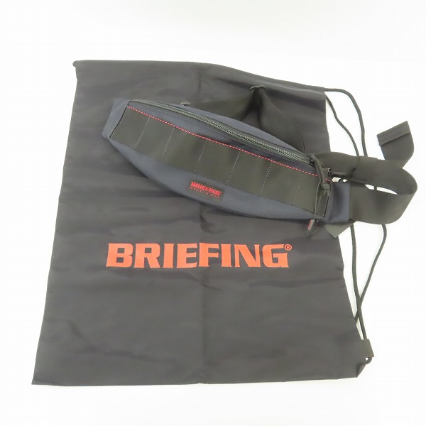 実際に弊社で買取させて頂いた(2)【未使用】BRIEFING/ブリーフィング TRIPOD トライポッド ボディバッグ BRF071219 DEEP SEAの画像 7枚目