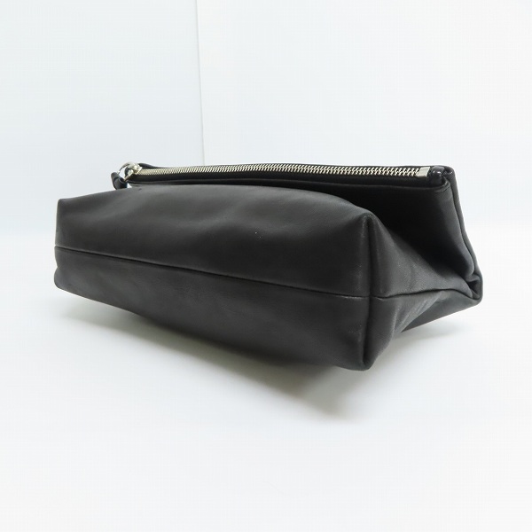 実際に弊社で買取させて頂いたJIMMY CHOO/ジミーチュウ スタッズ クラッチバッグ の画像 2枚目