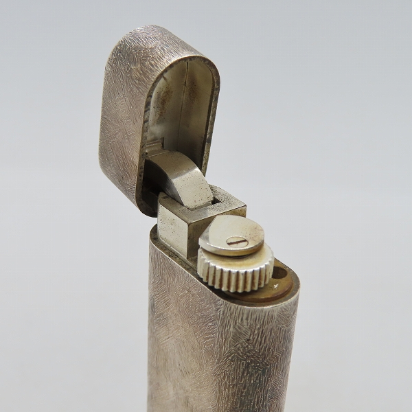 実際に弊社で買取させて頂いたCartier/カルティエ シルバー ガスライターの画像 3枚目