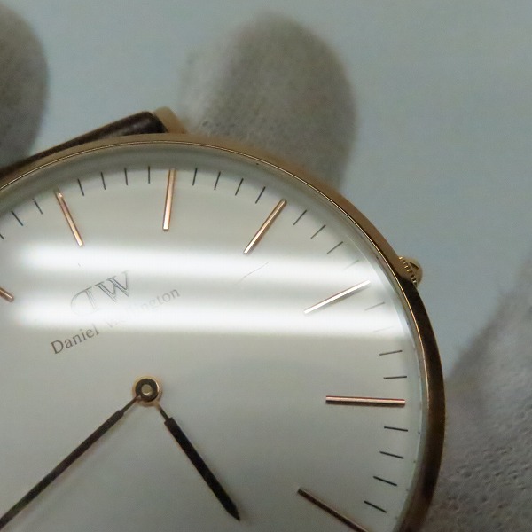実際に弊社で買取させて頂いたDaniel Wellington/ダニエルウェリントン アナログ/2針 クォーツ/腕時計の画像 4枚目