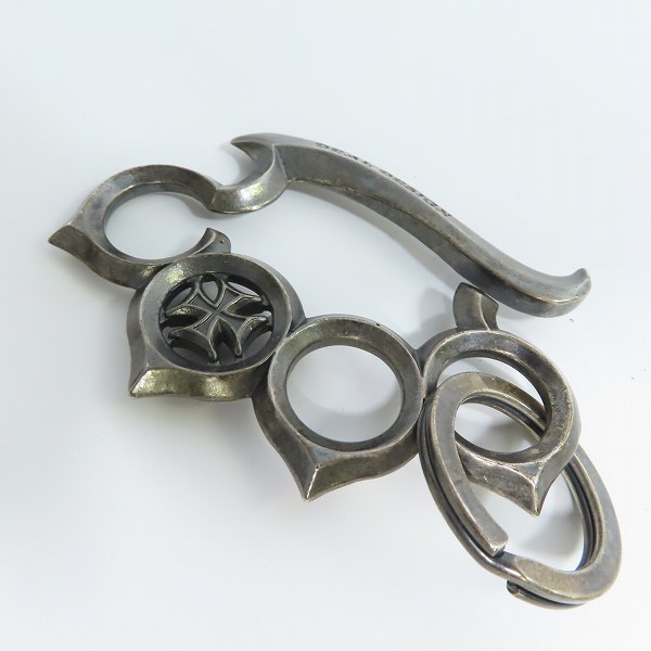 実際に弊社で買取させて頂いたDEAL DESIGN/ディールデザイン メリケンサック風ブレードジャックキーチェーン