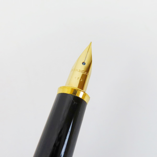 実際に弊社で買取させて頂いたBURBERRY/バーバリー 万年筆 Fの画像 1枚目