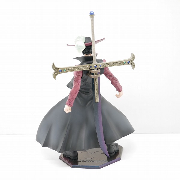 実際に弊社で買取させて頂いたMegaHouse/メガハウス ONE PIECE/ワンピース P.O.P DX/POP 鷹の目 ミホーク フィギュアの画像 4枚目