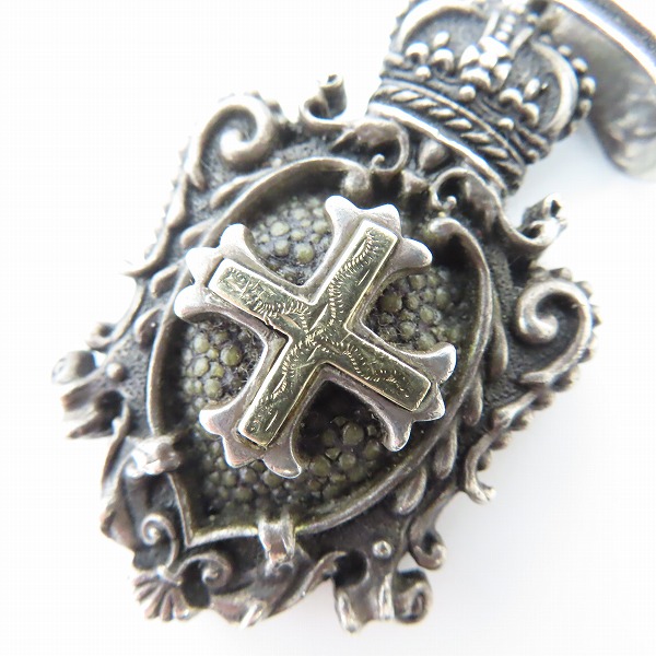 実際に弊社で買取させて頂いたLEATHERS&TREASURES/レザーズアンドトレジャーズ キングクラウン クレストインレイ/クロス/十字架 ペンダントトップ の画像 6枚目