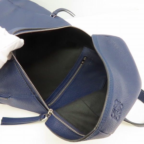 実際に弊社で買取させて頂いたLOEWE/ロエベ Tバックパック スモール グレインドカーフ 316.41.P32の画像 3枚目