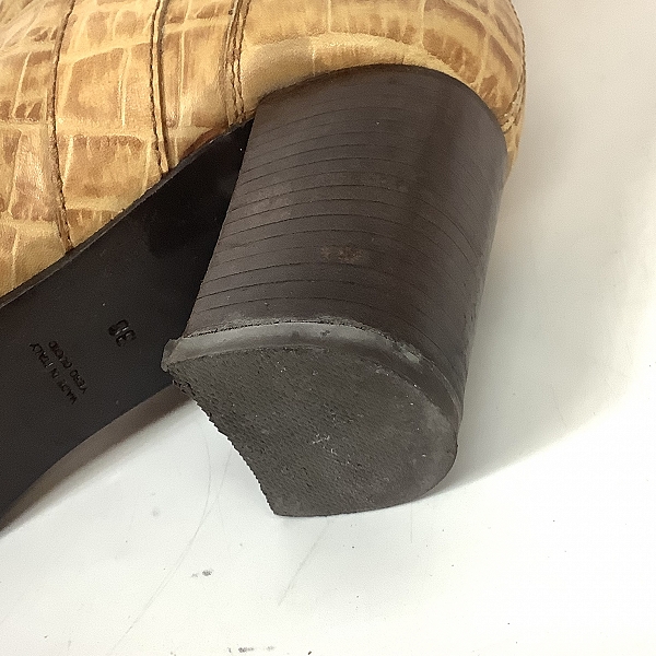 実際に弊社で買取させて頂いたEMPORIO ARMANI/エンポリオアルマーニ クロコ 型押し レザー ロングブーツ XED 918 747/38の画像 6枚目