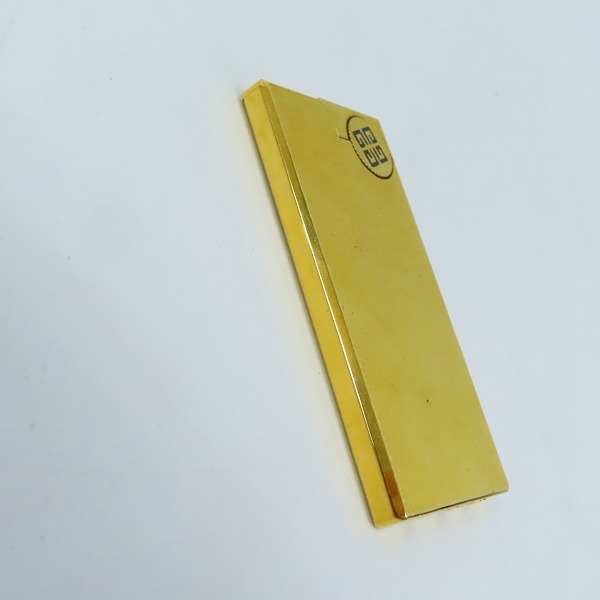 実際に弊社で買取させて頂いたGIVENCHY/ジバンシー ガスライター ゴールドの画像 3枚目