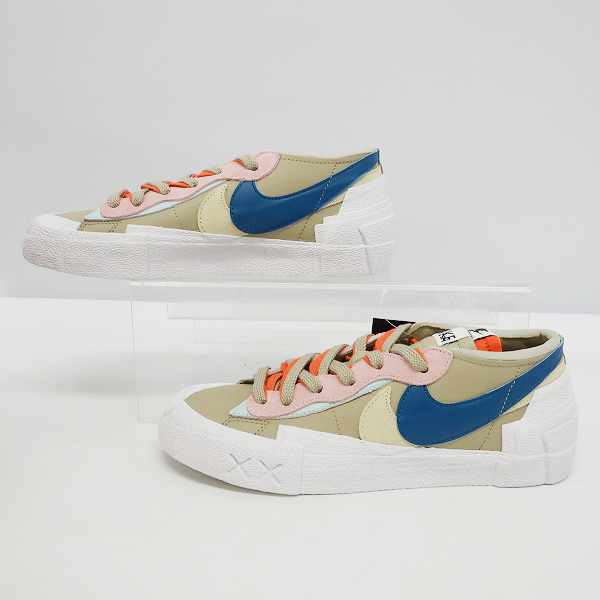 実際に弊社で買取させて頂いた【未使用】NIKE×SACAI×KAWS/ナイキ×サカイ×カウズ BLAZER LOW REED/ブレーザーロー リード DM7901-200/26.5の画像 3枚目
