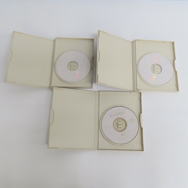 実際に弊社で買取させて頂いた【おまとめ】洋画 DVD 世界クラシック名画100撰集 チャップリン作品集1/3/醜女の深情/黄金狂時代/エッサネイ作品集4の画像 1枚目