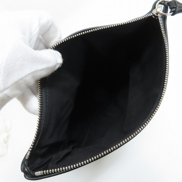 実際に弊社で買取させて頂いたJIMMY CHOO/ジミーチュウ スタッズ クラッチバッグ の画像 3枚目