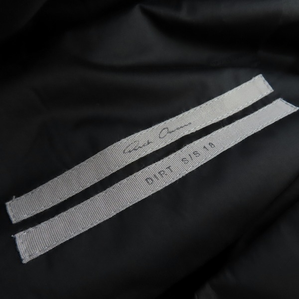 実際に弊社で買取させて頂いたRick Owens/リックオウエンス サテンラペル切替1Bジャケットジャケット RU18S5732-CTTS/50の画像 2枚目
