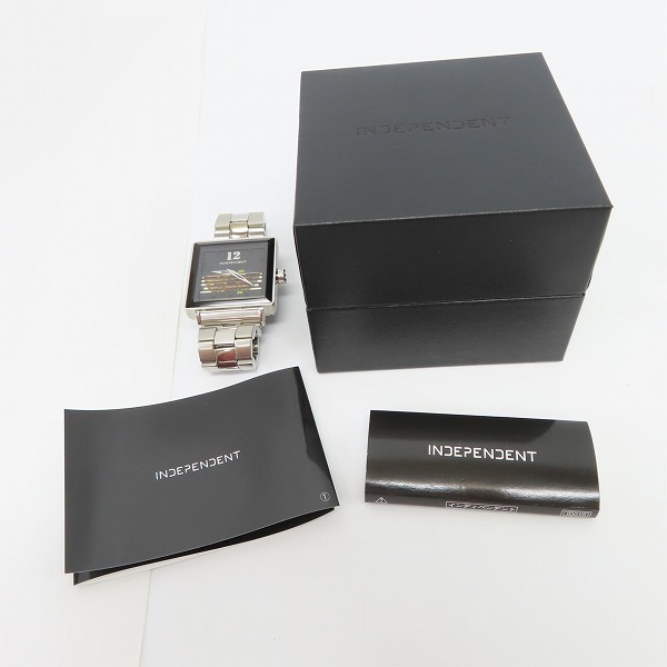 実際に弊社で買取させて頂いたindependent/インディペンデント スクエア文字盤 自動巻き アナログ腕時計の画像 8枚目