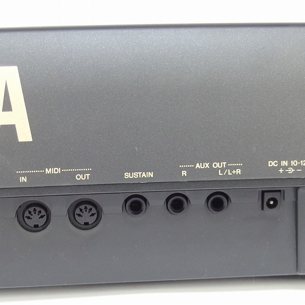 実際に弊社で買取させて頂いた★YAMAHA/ヤマハ PSR-730 電子キーボード シンセサイザー ソフトケース付【簡易動作確認済】の画像 5枚目