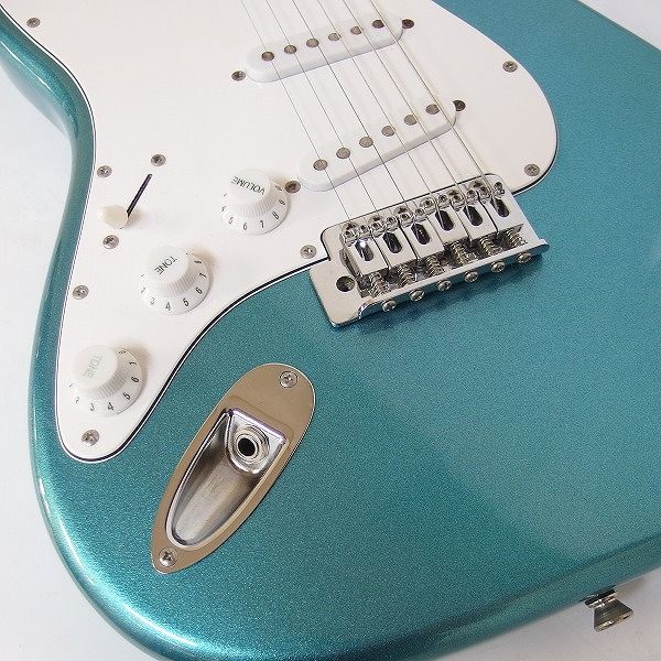 実際に弊社で買取させて頂いた★Bacchus/バッカス Universe Series ストラトキャスターType レフティ/左利き用 ギグケース付 の画像 5枚目