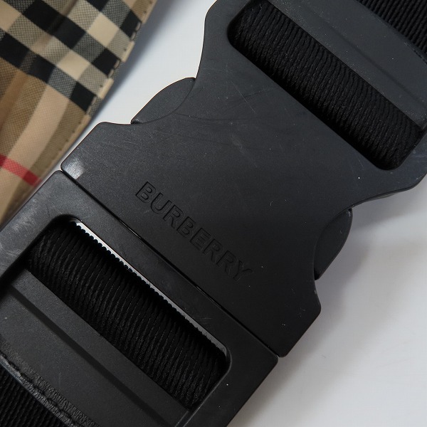 実際に弊社で買取させて頂いたBURBERRY/バーバリー MIDIUM VINTAGE CHECK BUM BAG バムバッグ ボディバッグ 8010430 の画像 8枚目